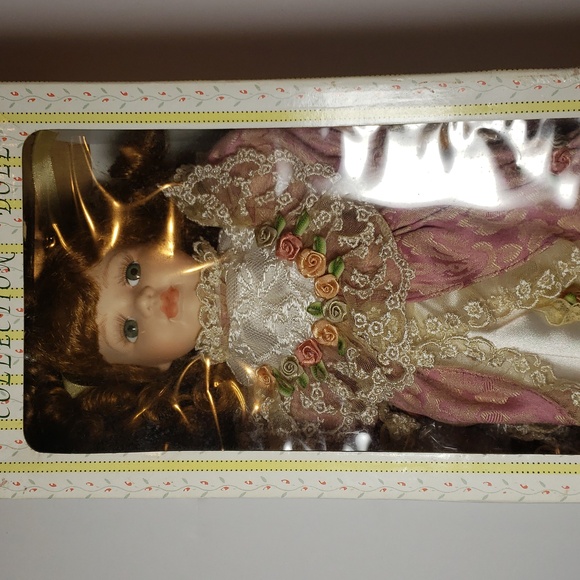 Seymour Man MCMXCIX Dial & Stand: Hand-Painted Porcelain Connoisseur Collection - Picture 6 of 10